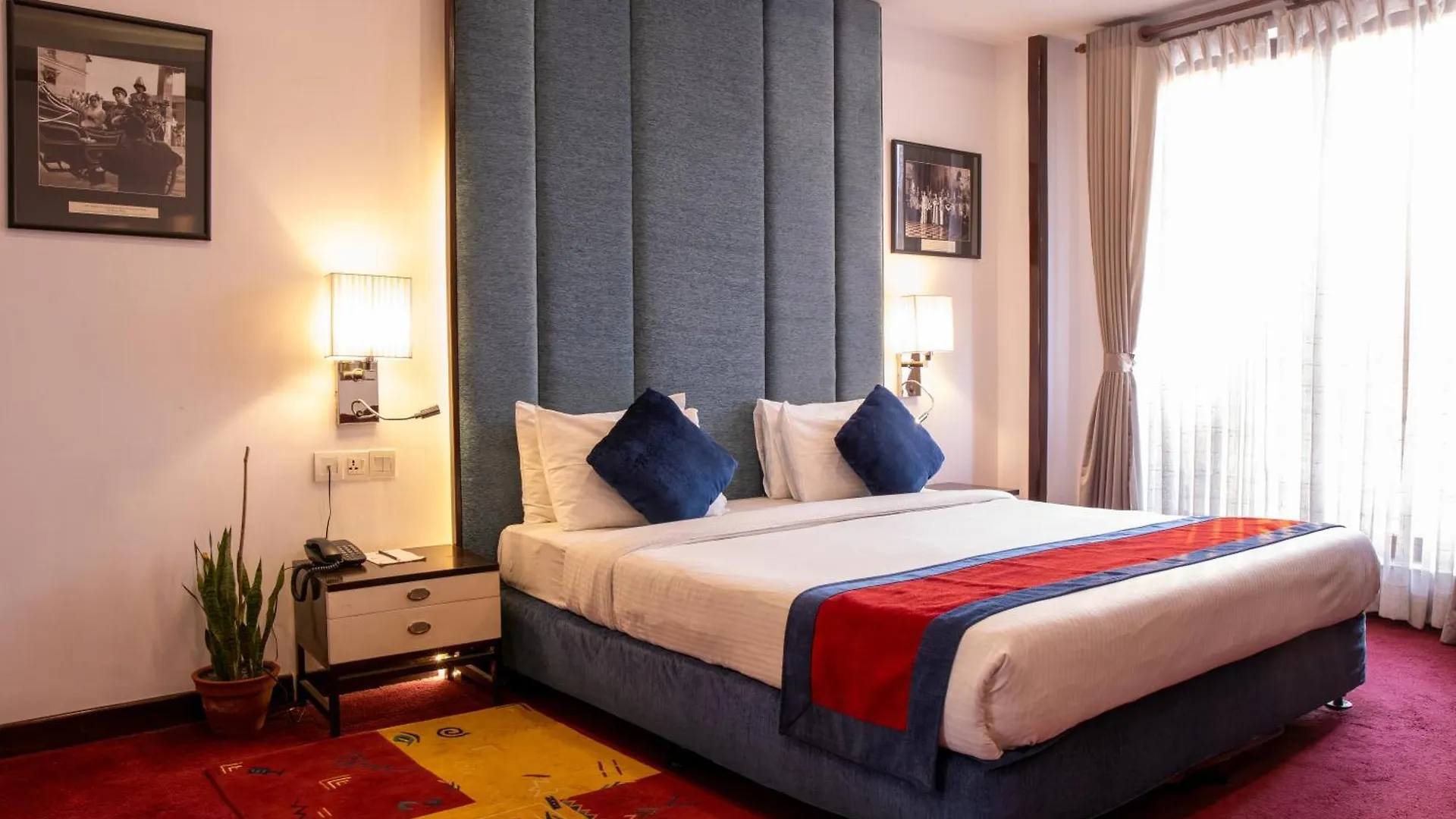 M Hotel Thamel-Kathmandu ile iletişim